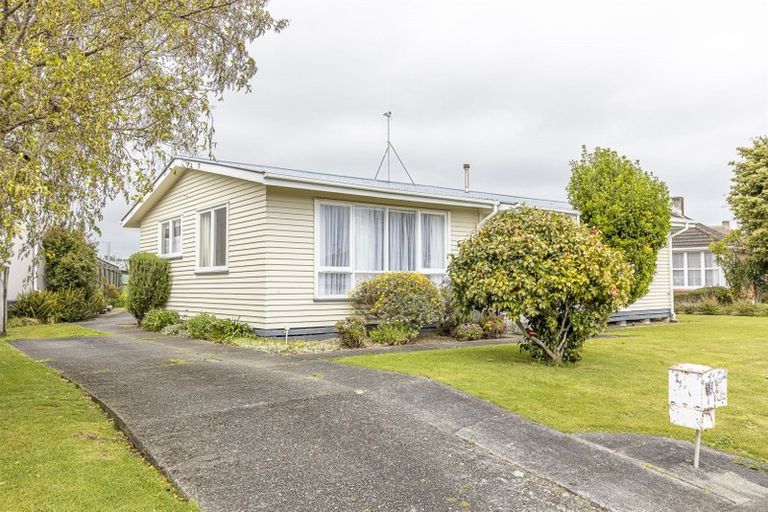 Photo of property in 14 London Terrace, Awapuni, Palmerston North, 4412