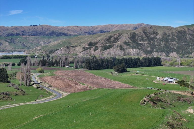 Photo of property in 385 Leader Road West, Waiau, 7395