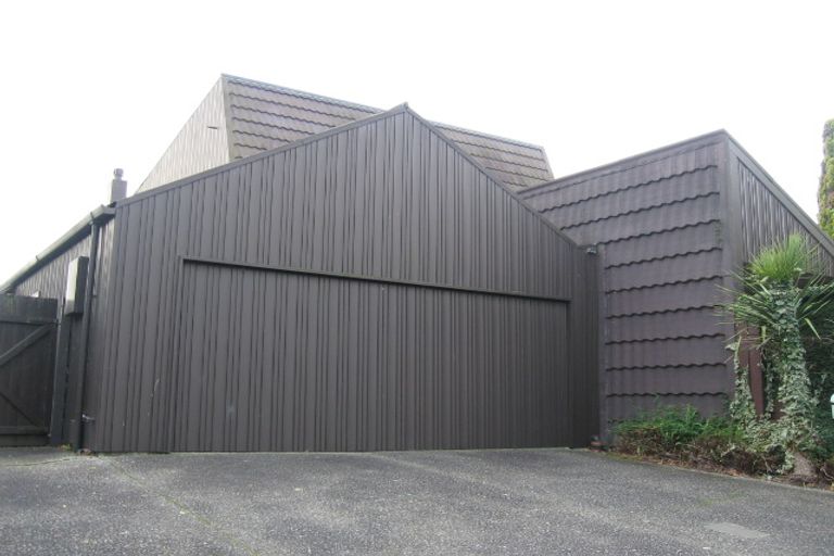 Photo of property in 116 Clifton Terrace, Fitzherbert, Palmerston North, 4410