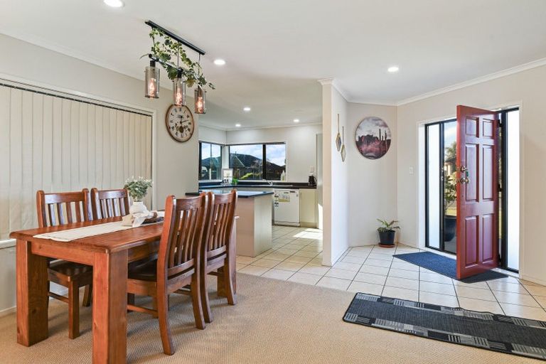 Photo of property in 7 Frame Place, Owhata, Rotorua, 3010