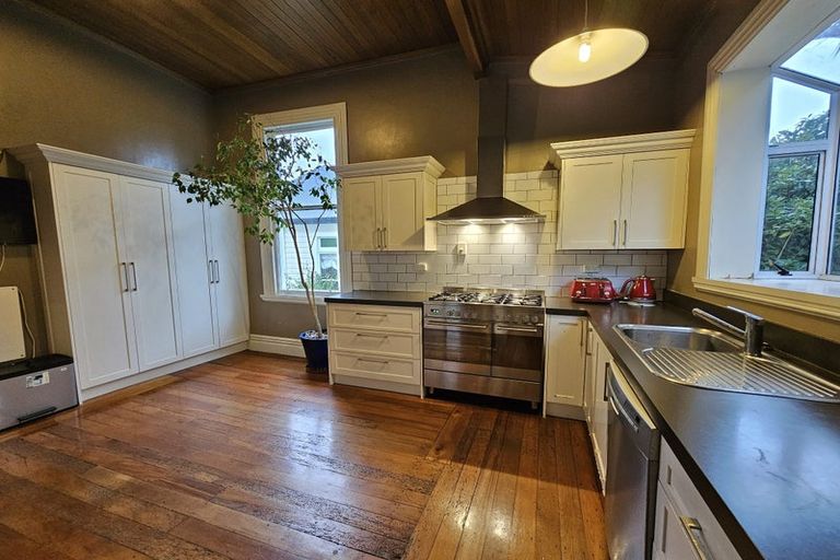 Photo of property in 6 Grendon Street, Maori Hill, Dunedin, 9010