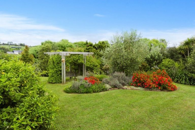 Photo of property in 12 Courtney Lane, Matakana, Warkworth, 0985