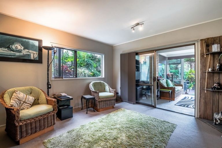 Photo of property in 99 John Downs Drive, Browns Bay, Auckland, 0630