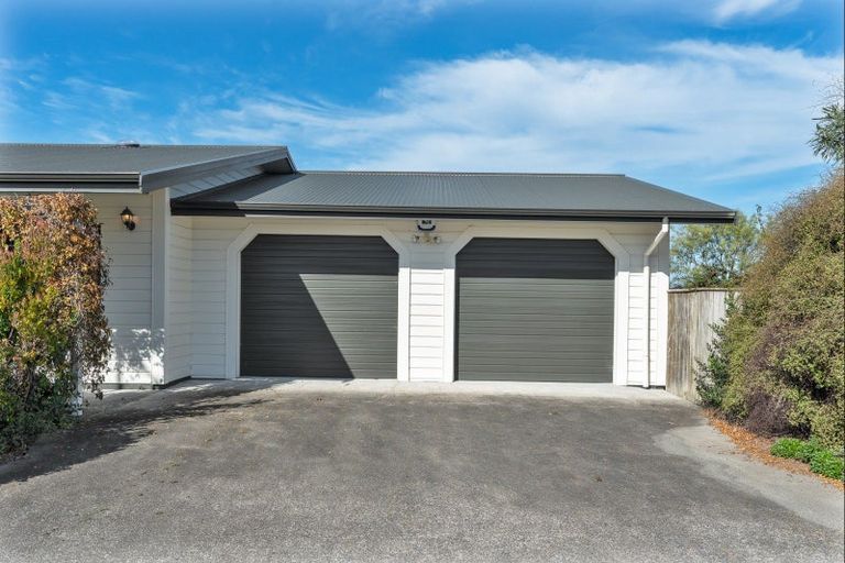 Photo of property in 4 Carrington Drive, Carterton, 5713
