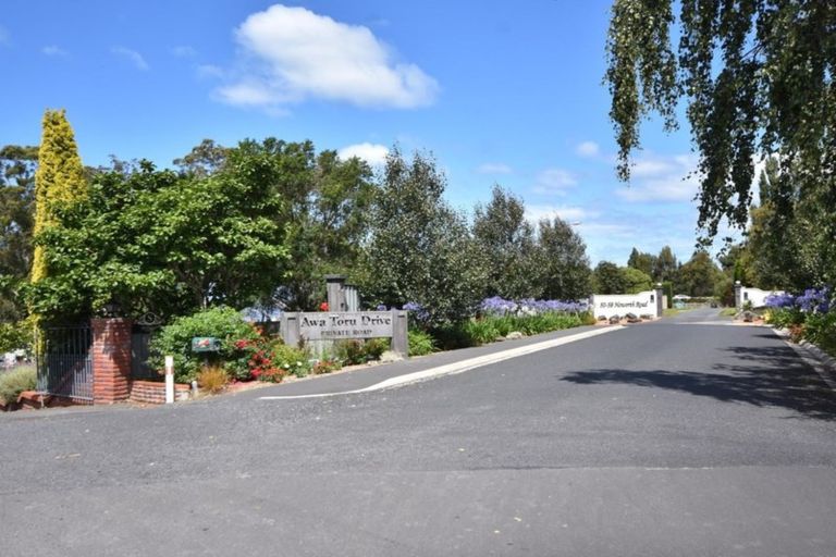 Photo of property in 45 Awa Toru Drive, Fairfield, Dunedin, 9018