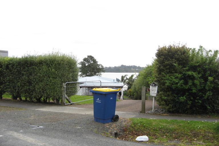 Photo of property in 90 The Terrace, Herald Island, Auckland, 0618
