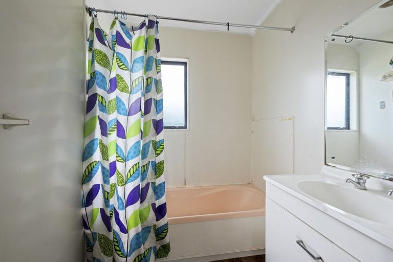 Photo of property in 109 Pohutukawa Drive, Owhata, Rotorua, 3010