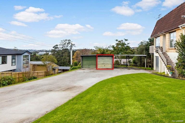 Photo of property in 2/137 Rangatira Road, Beach Haven, Auckland, 0626