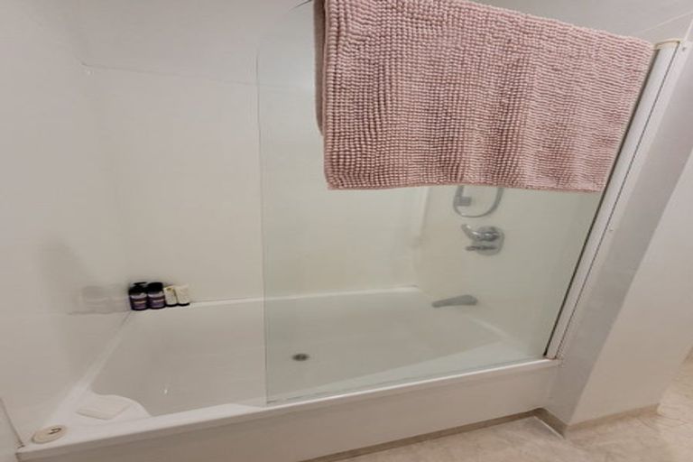 Photo of property in Hume House, 152 The Terrace, Wellington Central, Wellington, 6011
