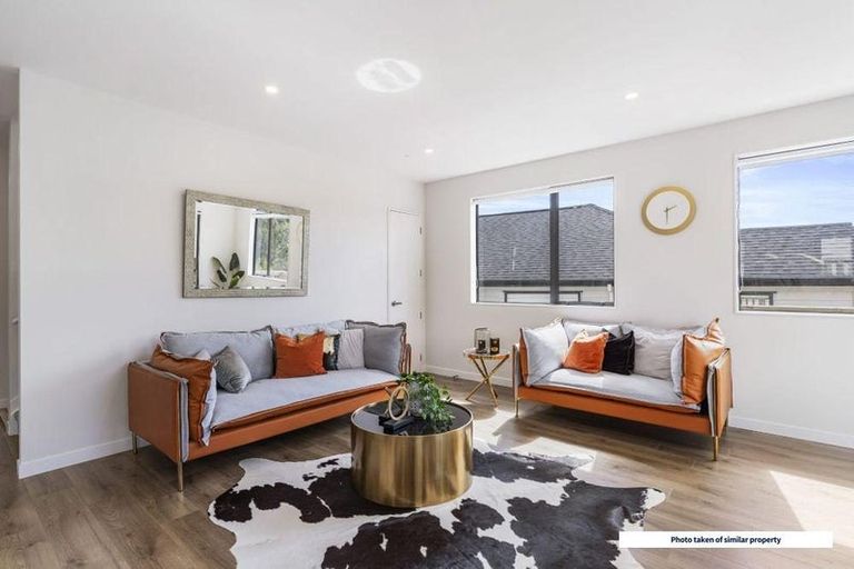 Photo of property in 20 Baumea Rise, Massey, Auckland, 0614