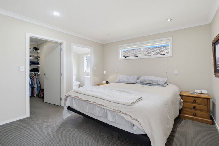 Photo of property in 5 Pania Place, Poraiti, Napier, 4112