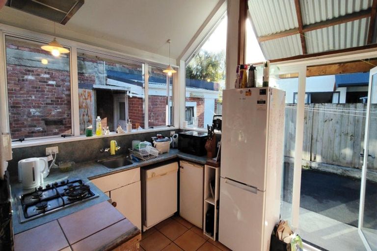 Photo of property in 4 Mackenzie Street, North Dunedin, Dunedin, 9016