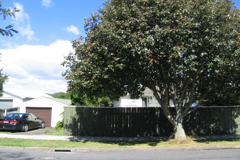 Photo of property in 49 Sheridan Crescent, Trentham, Upper Hutt, 5018
