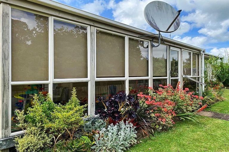 Photo of property in 8 Noone Close, Onerahi, Whangarei, 0110