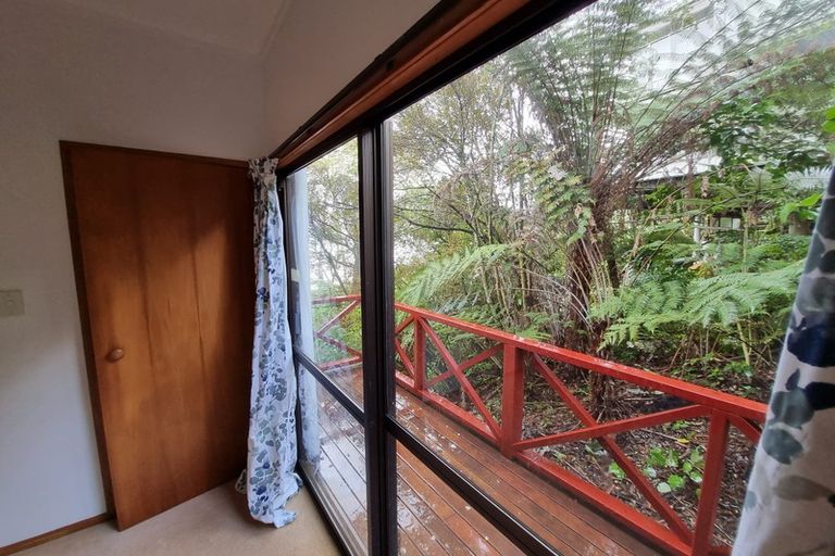 Photo of property in 58 Rosecamp Road, Beach Haven, Auckland, 0626