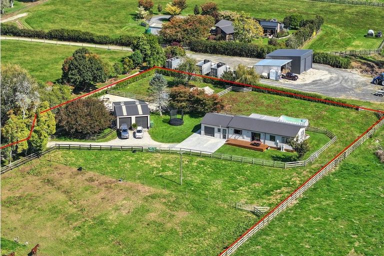 Photo of property in 37 State Highway 27, Tirau, 3410