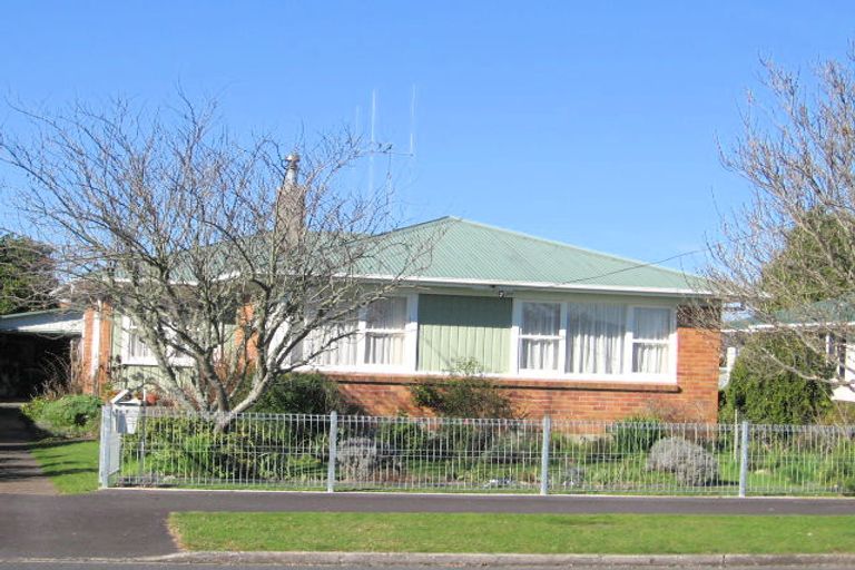 Photo of property in 1 Sunnyside Road, Nawton, Hamilton, 3200