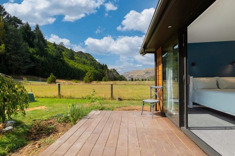 Photo of property in 14 Carlisle Street, Athol, 9793