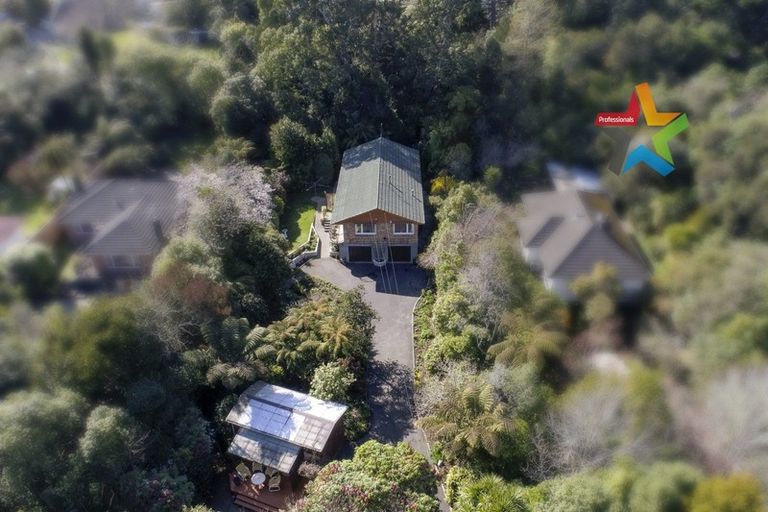 Photo of property in 455 Stokes Valley Road, Stokes Valley, Lower Hutt, 5019