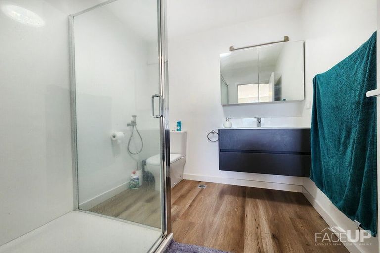 Photo of property in 30 Walter Merton Road, Hobsonville, Auckland, 0616