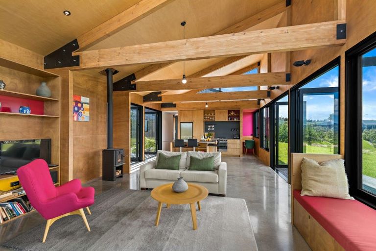 Photo of property in 241 Whitmore Road, Tawharanui Peninsula, Warkworth, 0986