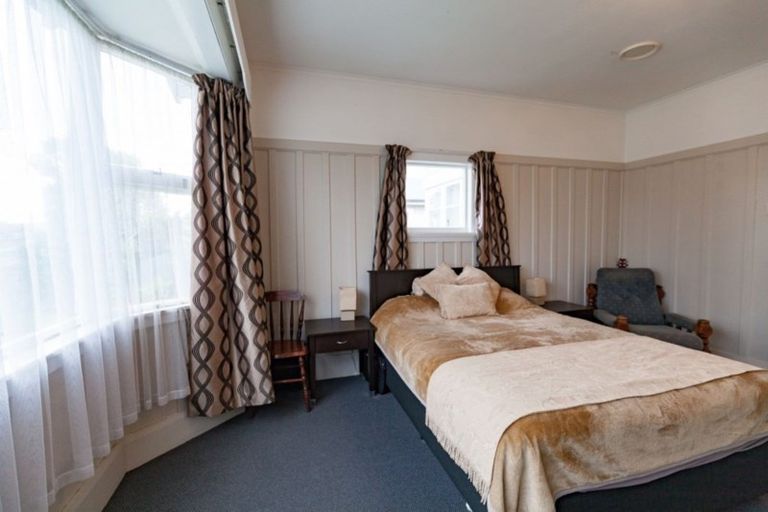 Photo of property in 64 Selwyn Street, Somerfield, Christchurch, 8024