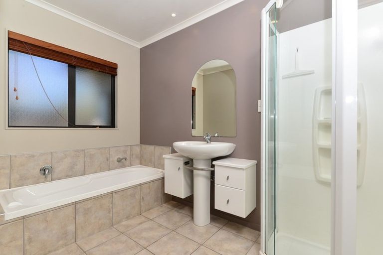 Photo of property in 7 Roderick Place, Rototuna, Hamilton, 3210