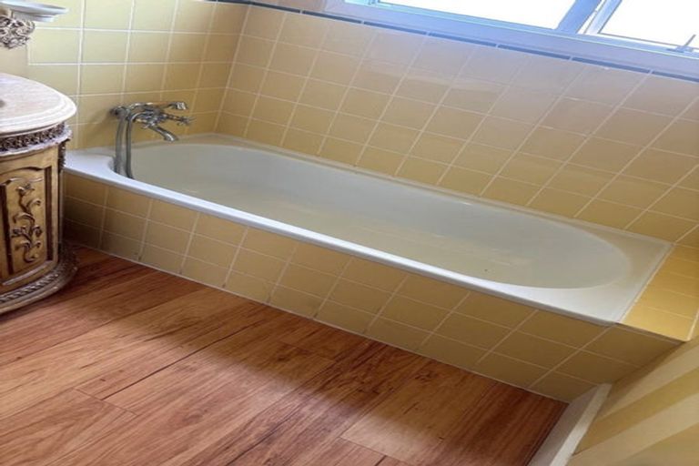 Photo of property in 231 Springfield Road, St Albans, Christchurch, 8014