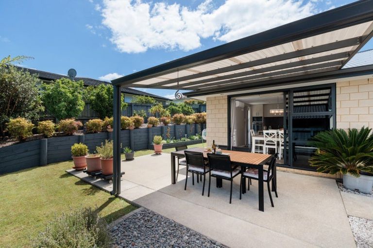 Photo of property in 135 Ballintoy Park Drive, Welcome Bay, Tauranga, 3175