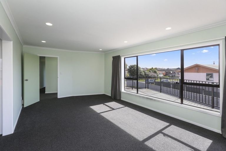 Photo of property in 13 Virginia Place, Whalers Gate, New Plymouth, 4310