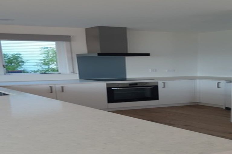 Photo of property in 2/32 Aramoana Avenue, Devonport, Auckland, 0624