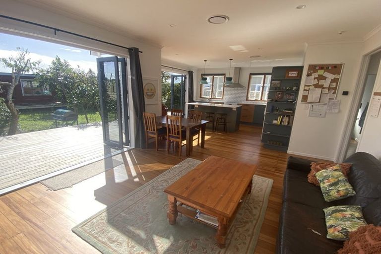 Photo of property in 238 Saint Aubyn Street, New Plymouth, 4310