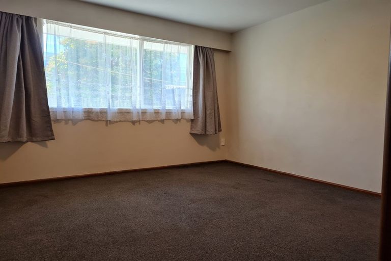 Photo of property in 2/15a Harakeke Street, Riccarton, Christchurch, 8011