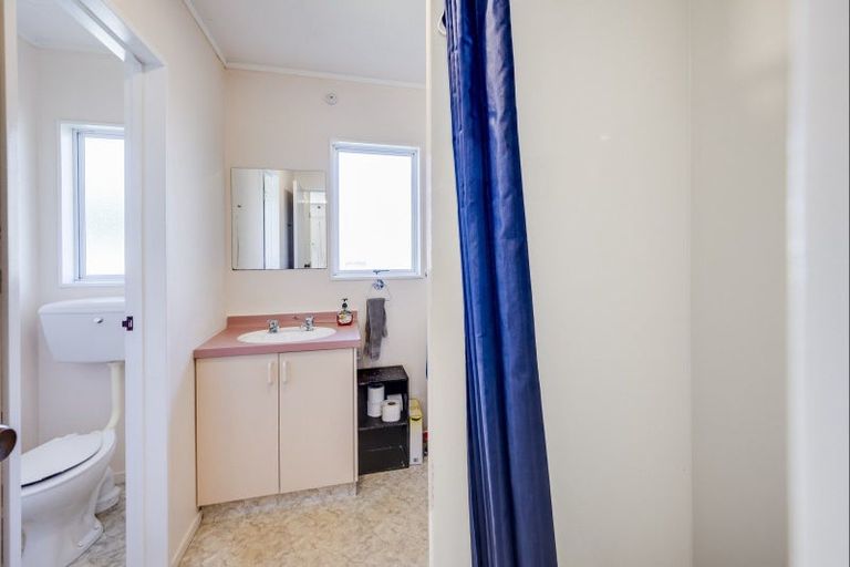 Photo of property in 2/80 Latham Street, Marewa, Napier, 4110