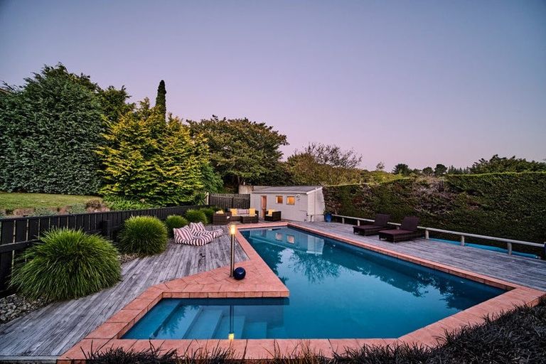 Photo of property in 16 Grange Park Avenue, Raumati South, Paraparaumu, 5032