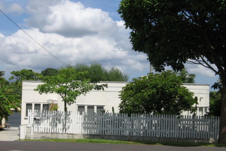 Photo of property in 23 St Georges Road, Avondale, Auckland, 0600