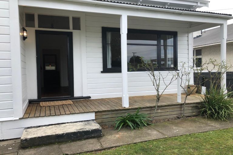 Photo of property in 9 Burton Avenue, Whanganui East, Whanganui, 4500