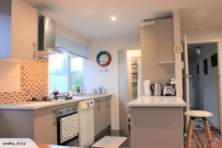 Photo of property in 1/97a Nile Road, Milford, Auckland, 0620