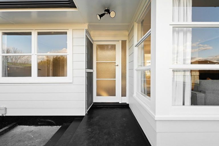 Photo of property in 10 Rosalind Street, Deanwell, Hamilton, 3206