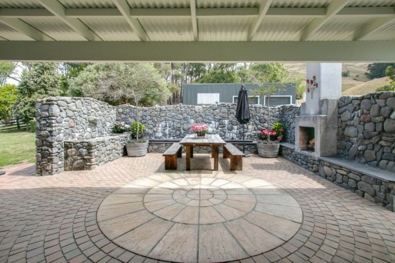 Photo of property in 1720 Waimarama Road, Waimarama, Havelock North, 4294