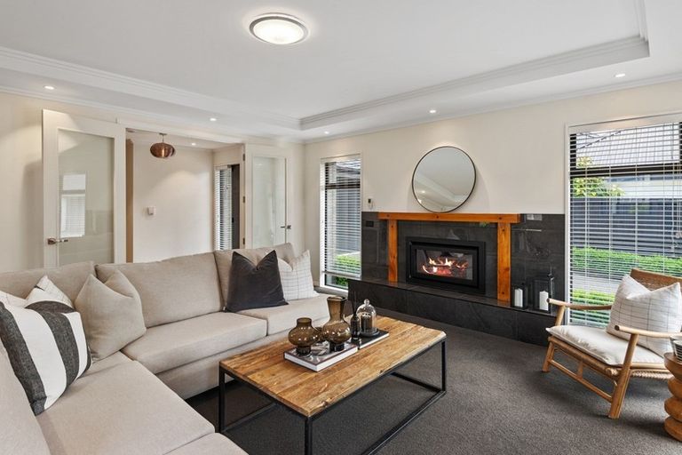 Photo of property in 16 Nightingale Place, Papanui, Christchurch, 8053