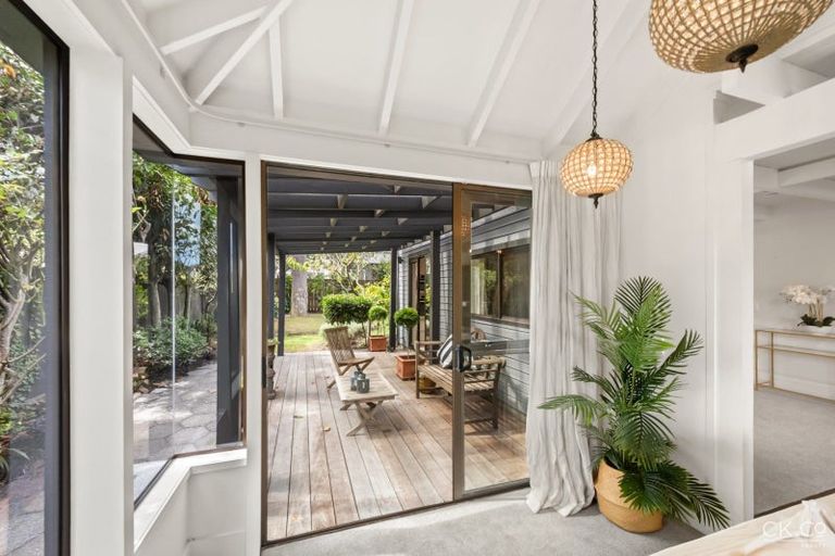 Photo of property in 32 Saint Columbans Grove, Boulcott, Lower Hutt, 5010