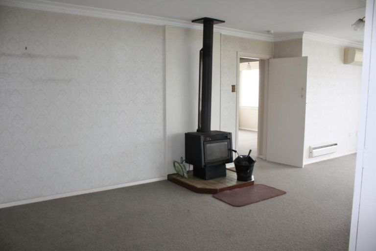 Photo of property in 16 Opie Street, Waimate, 7924