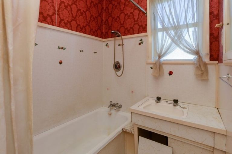 Photo of property in 500 Awatea Street, Akina, Hastings, 4122