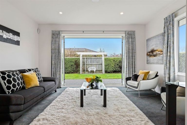 Photo of property in 56 Mokihi Gardens, Hillmorton, Christchurch, 8024
