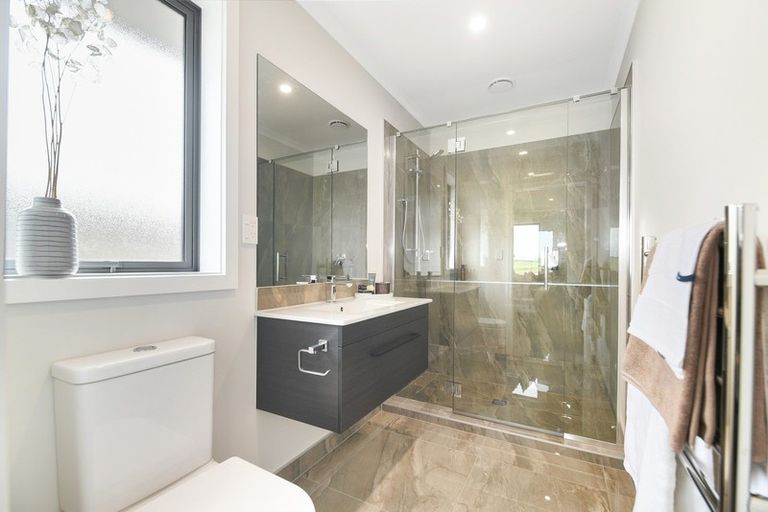 Photo of property in 42 Lockerbie Street, Morrinsville, 3300