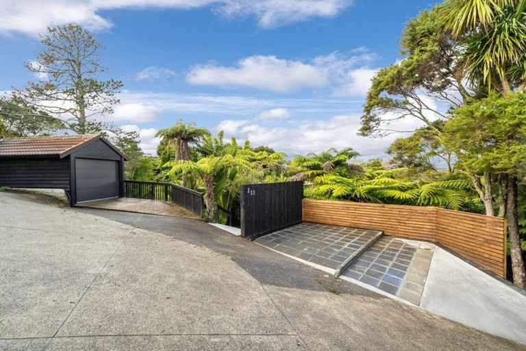 Photo of property in 2/33 Sapphire Place, Bayview, Auckland, 0629