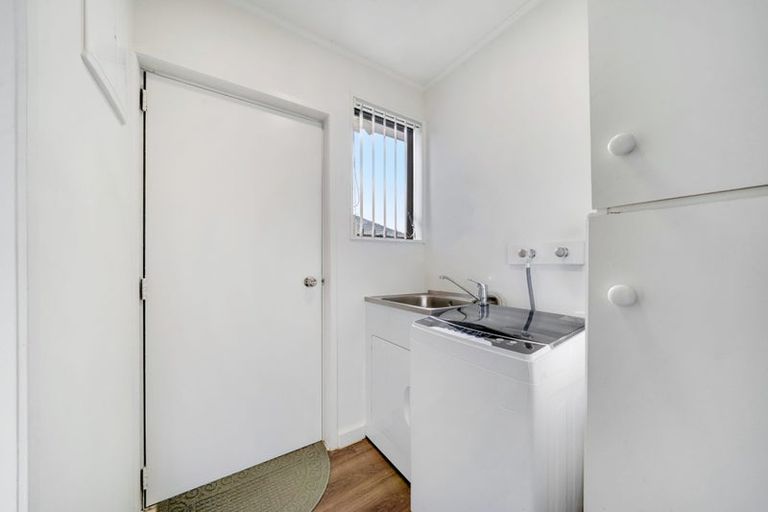 Photo of property in 2/86 Palmers Road, Clendon Park, Auckland, 2103