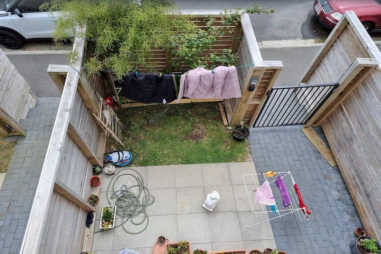 Photo of property in 9/24 Princess Terrace, Newtown, Wellington, 6021