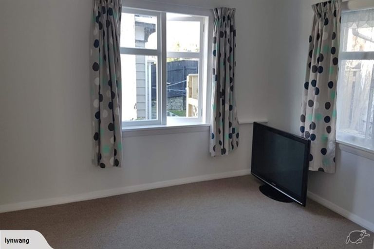 Photo of property in 298 Karori Road, Karori, Wellington, 6012